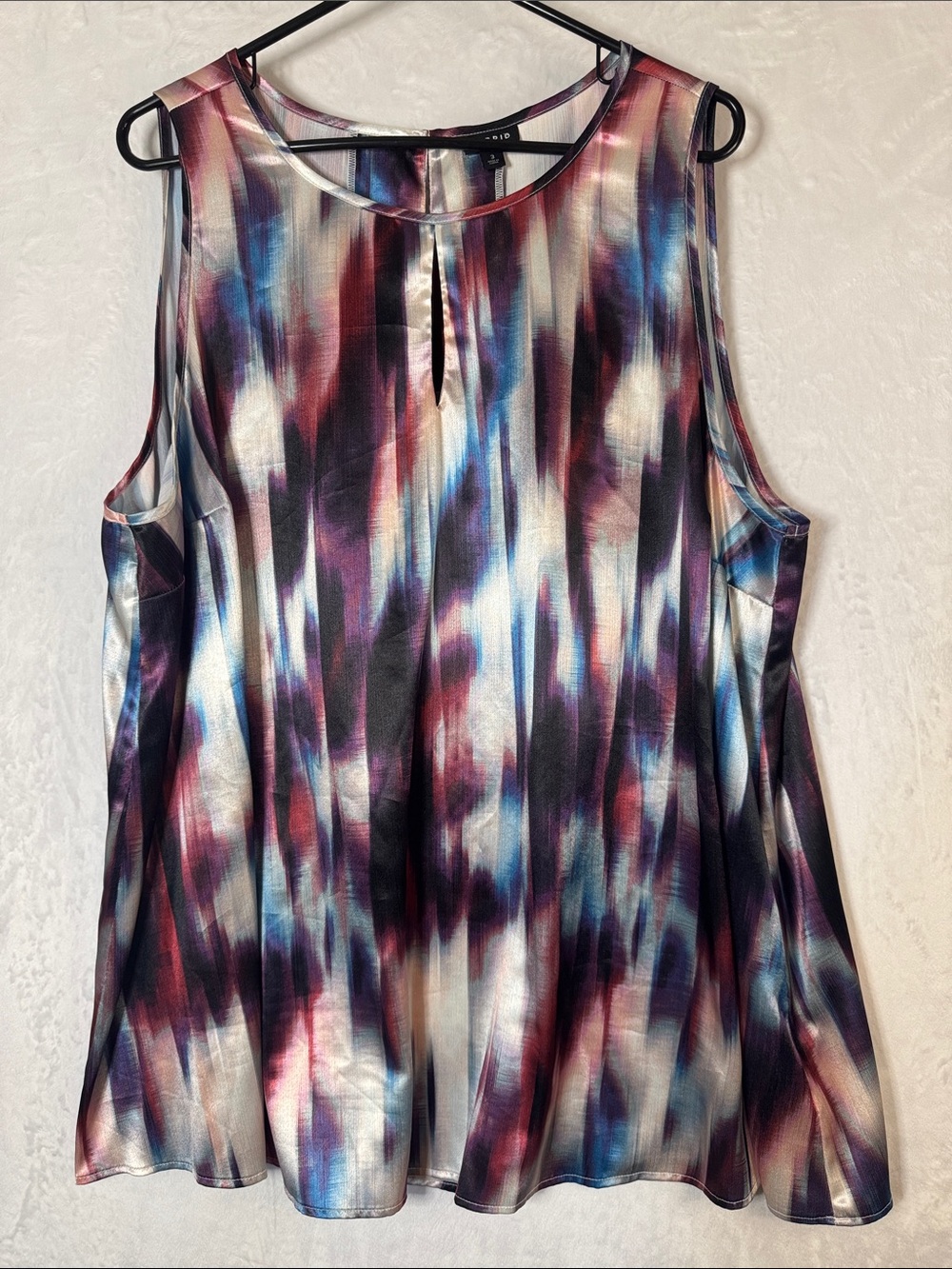 Torrid 3X Sleeveless Abstract Print Keyhole Top